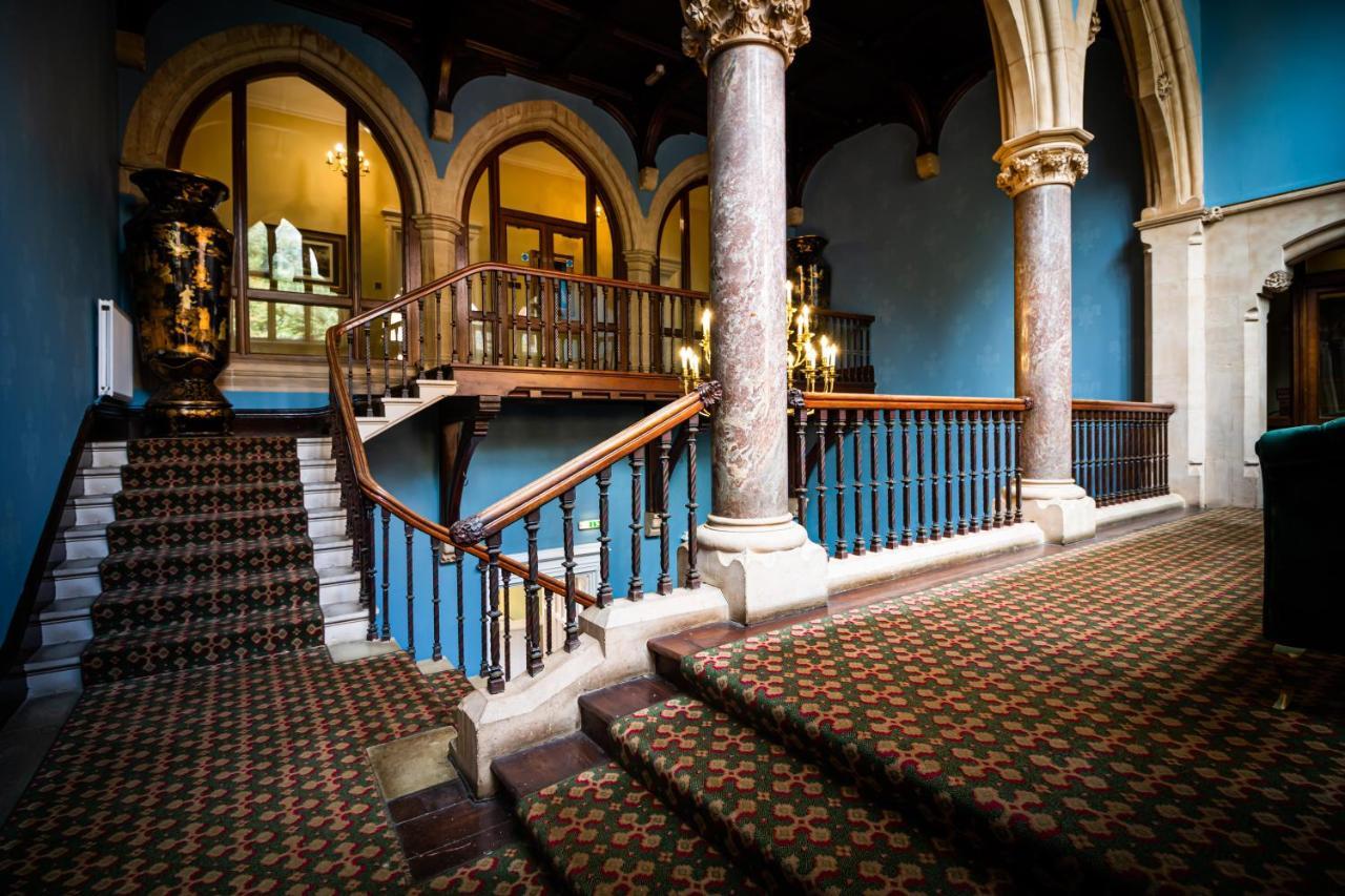 Brownsover Hall 럭비 외부 사진